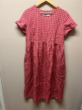 Brand new notperfectlinen Bellevue dress size m in raspberry grid